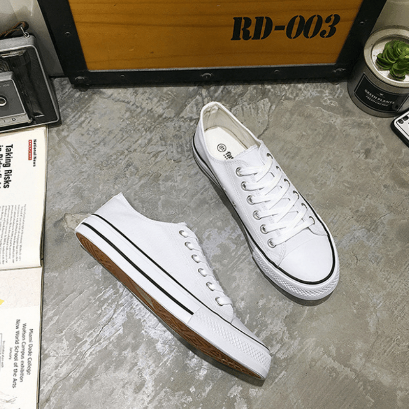 Kueence Basic Canvas Shoes