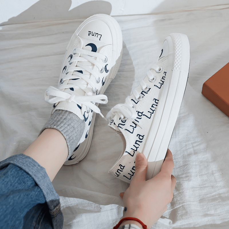 Moon Print Canvas Shoes